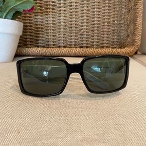 Gucci Sunglasses GG 2563/S